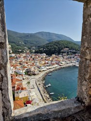 Walking trail of Poros